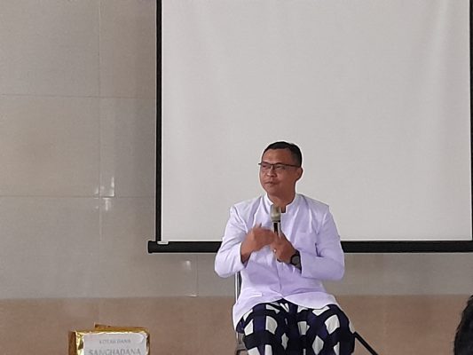 Edi Ramawijaya Putra - Salam Lintas Iman - Toleransi - 6 Agama di Indonesia